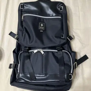 conna design 블랙 백팩 백팩