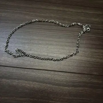 실버 체인 목걸이