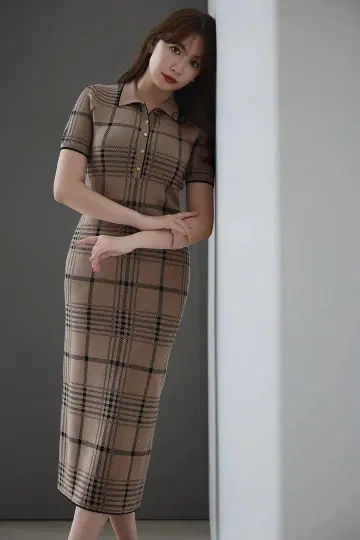 herlipto Gold-Buttoned Plaid Knit Dress