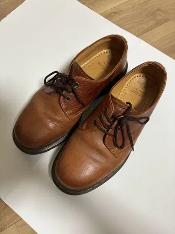 닥터마틴 3홀 사이즈 5