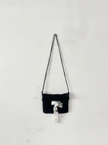 새상품급 mina perhonen financier bag navy