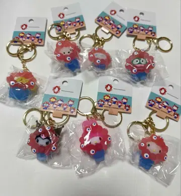 산리오 미야쿠미야쿠 클리어 컬러 키링 전 종류