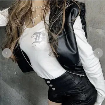 리브 풀오버 ( Shoko x SUREVE ) 미사용 새상품 M 화이트