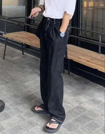 ASCLO Wiley One Tuck Raw Denim Pants