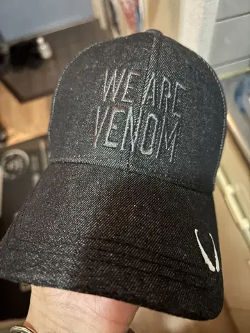 WE ARE VENOM 캡