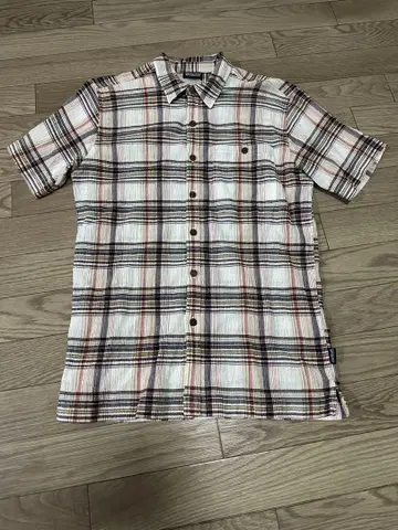 patagonia a/c shirt XS