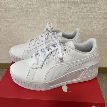 PUMA 스니커즈 화이트 23.5cm