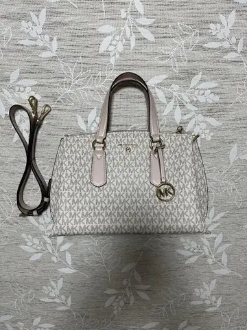 Michael Kors 로고 프린트 숄더백