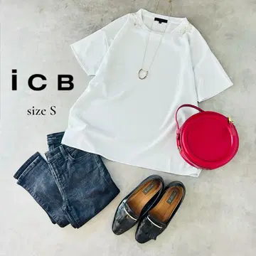 ICB 비쥬 포함 반팔 상의 S 연한 블루 깔끔 루즈핏 실루엣