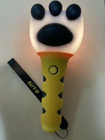 DAESUNG OFFICIAL LIGHT STICK D-LITE 응원봉