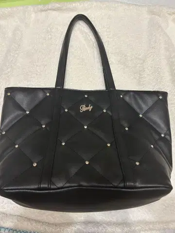 Rady 퀼팅 블랙 토트백 스톤 장식