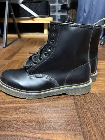 닥터마틴 27.5 새상품 1460 8홀