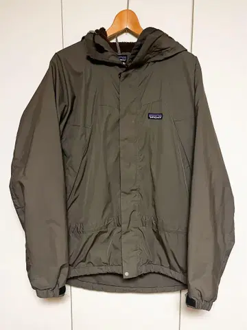 초레어 Patagonia 인퍼노 자켓 mars 컬러
