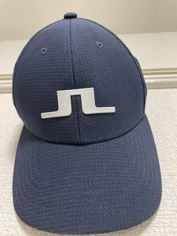 J.Lindeberg 네이비 캡