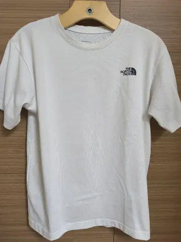 THE NORTH FACE 티셔츠 화이트