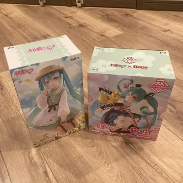 TAITO 하츠네 미쿠 피규어