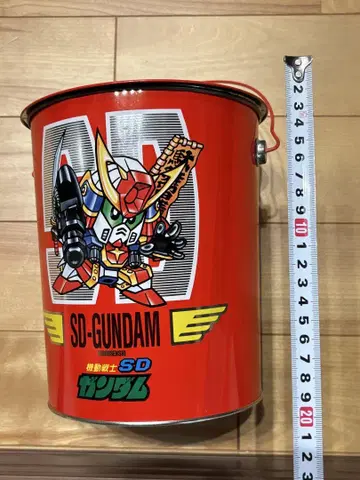 원조 SD 건담 버킷 캔 레트로