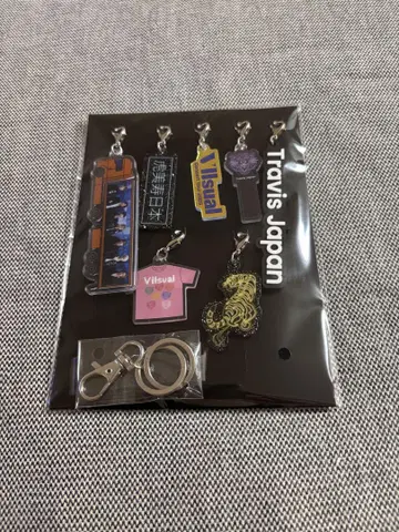 TravisJapan VIIsual 완전 생산 한정판 키링 & 백참