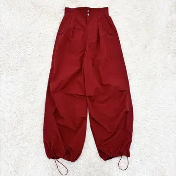 새상품급 moussy DRAWSTRING TUCK 파라슈트 카고 팬츠