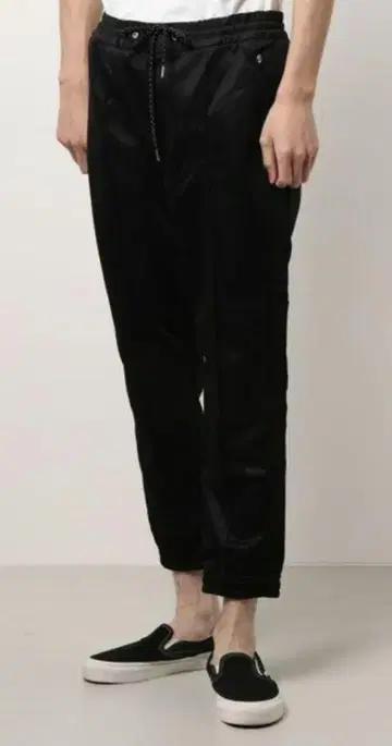 새상품 lideal peel 이지 팬츠 M 블랙