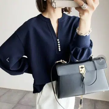 미사용 Emma Taylor 펄 버튼 키넥 롱 슬리브 블라우스