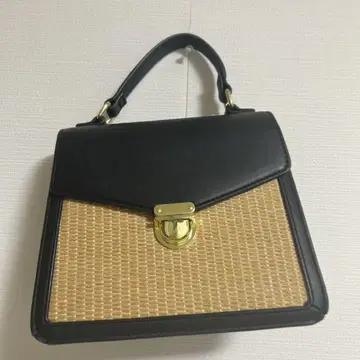 끈 포함 핸드백 바스켓 블랙