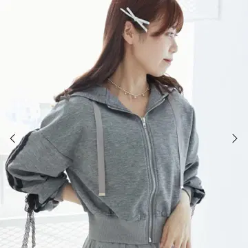 마제스틱 레곤 레이스 리본 라인 후드티 그레이