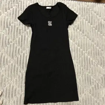 GYDA 반팔 미니 원피스