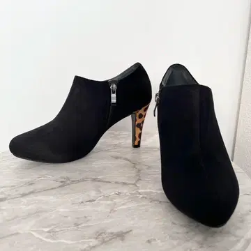 미사용급 숏부츠 부티 블랙 스웨이드 블랙 24cm 레오파드 무늬