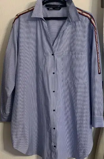 ZARA 스트라이프 블라우스
