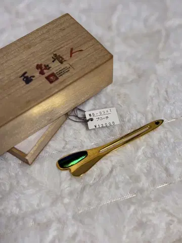 하트형 레인보우 디자인 브로치 나무 상자 포함