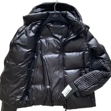 거의 미사용 TATRAS BELBO 다운 자켓 블랙 M