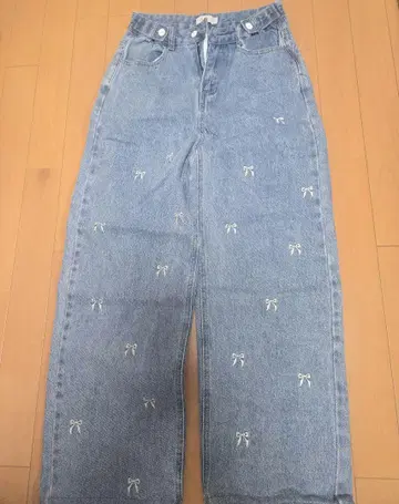 리본 자수 데님