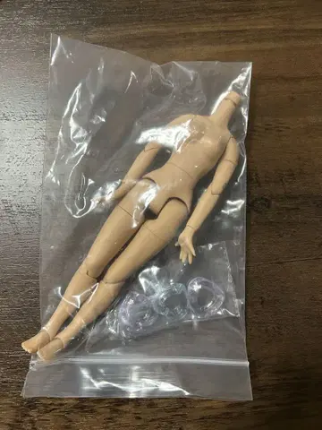 인형 바디 부품