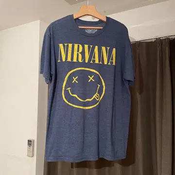 NIRVANA 너바나 스마일리 얼굴 로고 밴딩 T셔츠 L 사이즈 상당