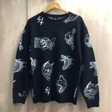 러킹 클래스 스케치 탱크 니트 스웨터 올 패턴 타투 디자인