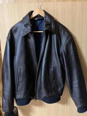 시착만 한 상품 ZARA 리얼 가죽 충전솜 블루종 사이즈 S