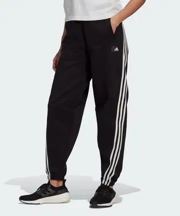 아디다스 쓰리 스트라이프 팬츠 XS 블랙
