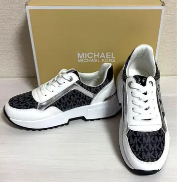 MICHAEL KORS 미사용 로우컷 스니커즈 23.0cm