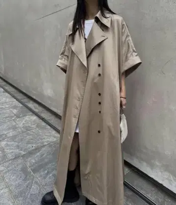Ameri VINTAGE 베이지 롱 코트 반팔