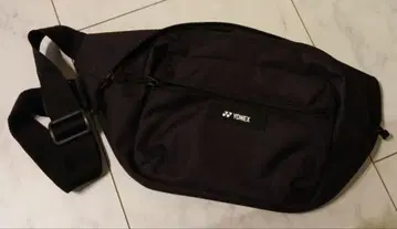 YONEX 블랙 숄더백