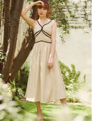 Herlipto Back Double Bow Midi Dress M