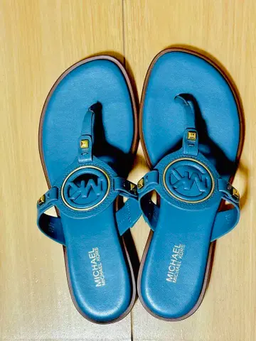 MICHAEL KORS 파랑 플랫 샌들 M