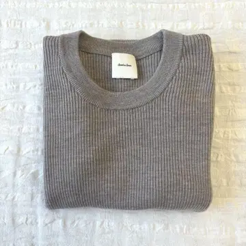 [ 새상품급 ] Spick & Span 울 리브 크루넥 니트 세탁 가능