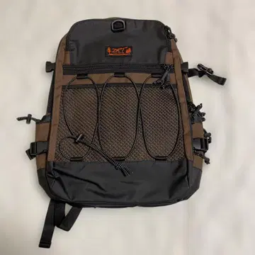 DRT 백팩 브라운