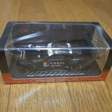 Nissan Z NISMO No.230 테스트 스파크 1/43 한정품