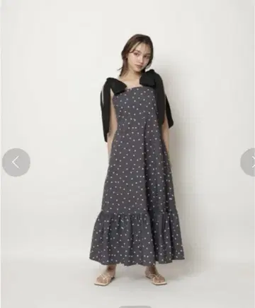 Rirandture 숄더 리본 플레어 원피스