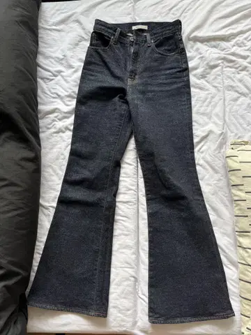 MOUSSY MVS FLARE 부츠컷 데님 25 가죽 패치