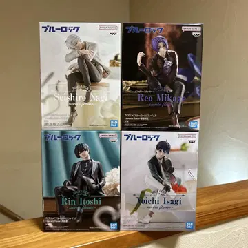 블루 록 피규어 세트