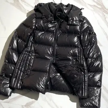 새상품급 타트라스 CURSA 크루사 다운 자켓 2way 샤이니 광택